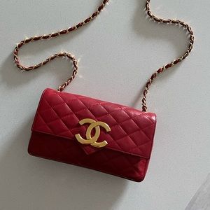 VINTAGE CHANEL 1986-1988 CC Logos Chain Shoulder Bag